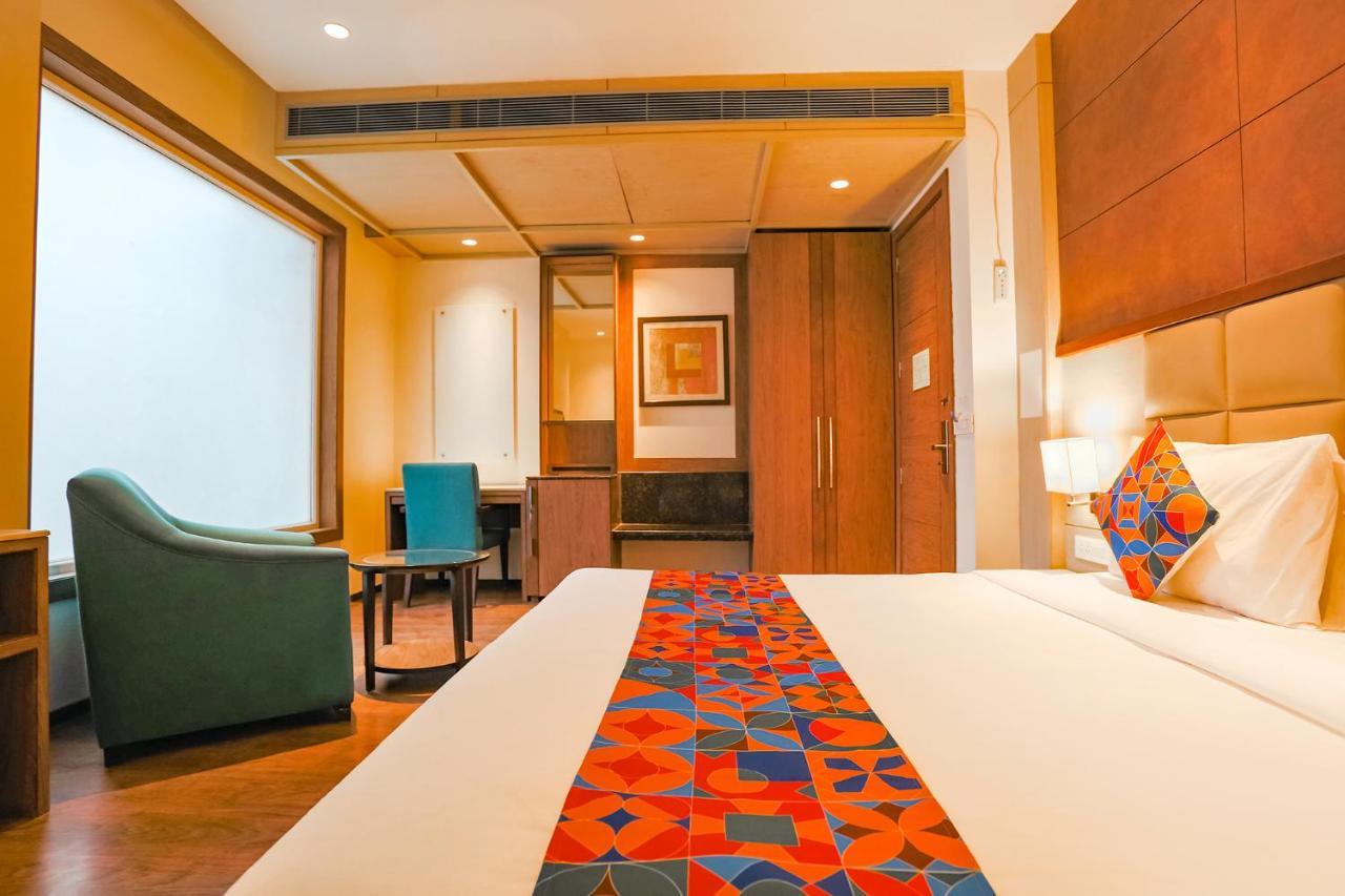 Fabhotel Hexa Chhatarpur New Delhi Eksteriør bilde